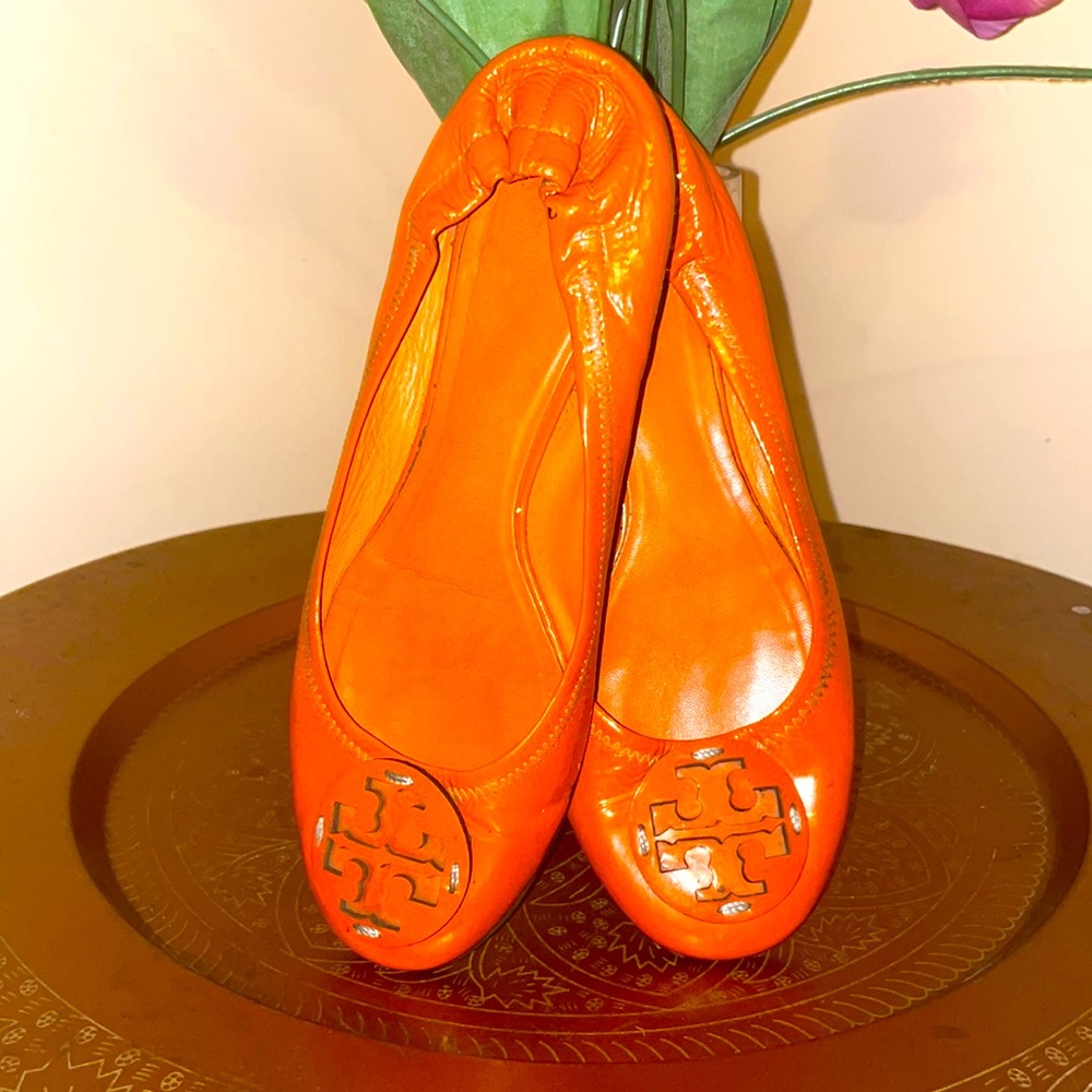 Tory Burch, Orange ballet flat .